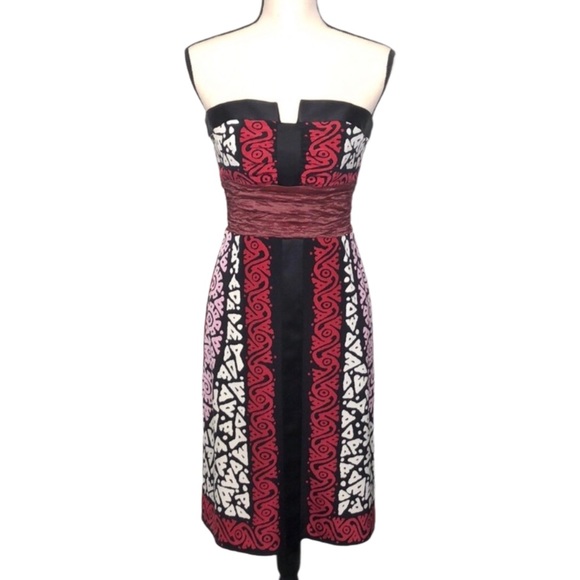 Nicole Miller Dresses & Skirts - Nicole Miller Strapless Dress